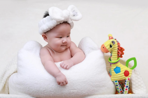 磁县五个月的宝宝